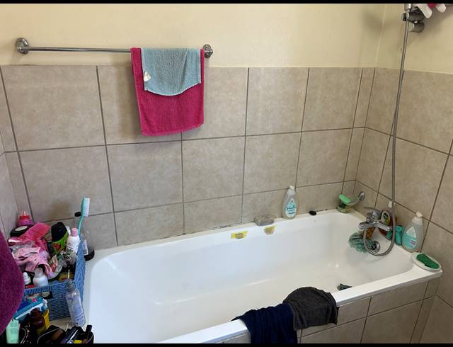 3 BEDROOM GATED ESTATE FOR SALE IN THE ORCHARDS